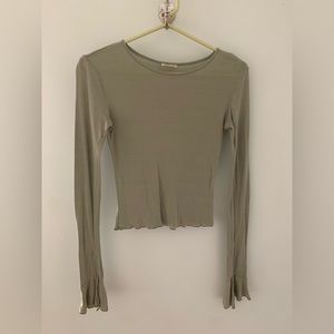 Zara ribbed long sleeve cropped top